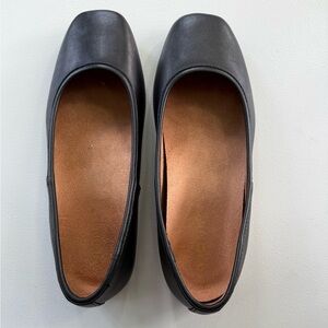 Vionic Orinda Square Toe Ballet Flat Size 7